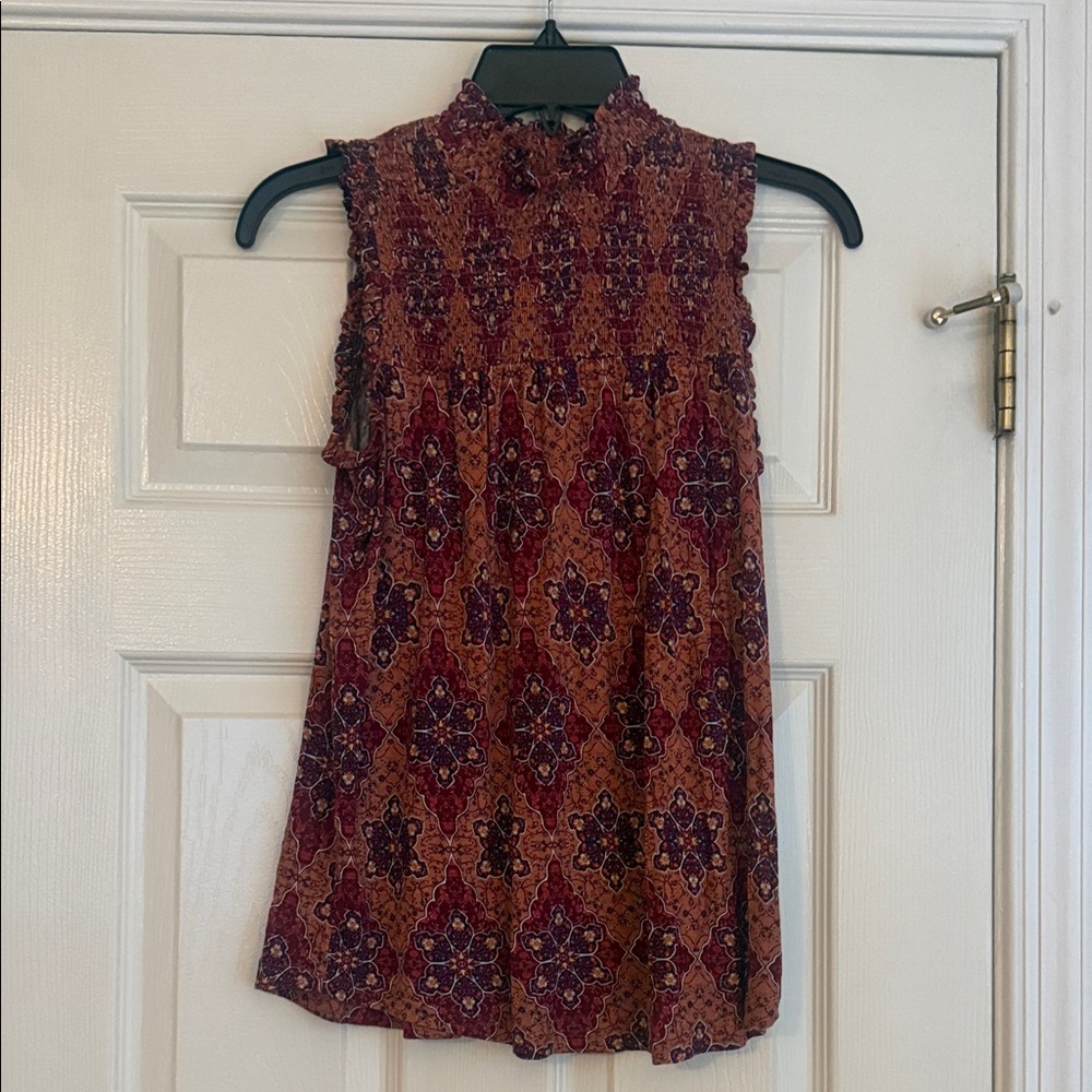Exhilaration Ruffle Collared Boho Sleeveless Top